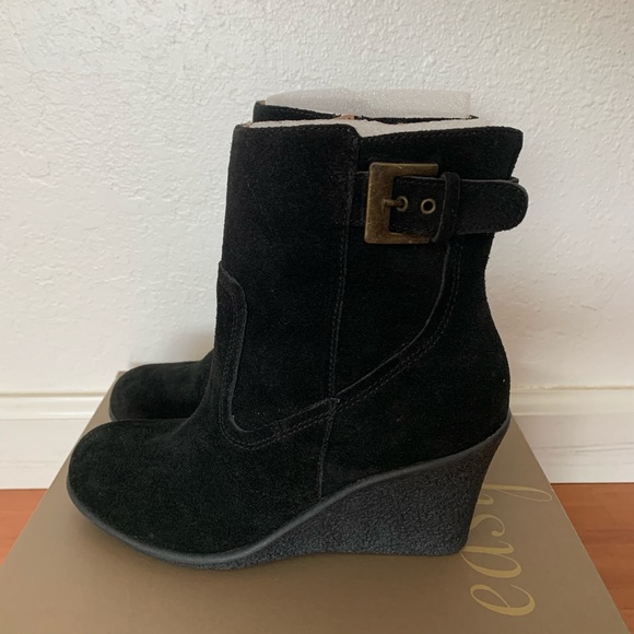 easy spirit black suede wedge bootie - Picture 2 of 5